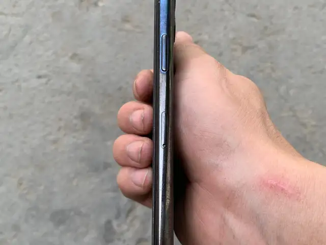 Apple iPhone 11 Pro, 64 gb, Midnight Green, Душанбе