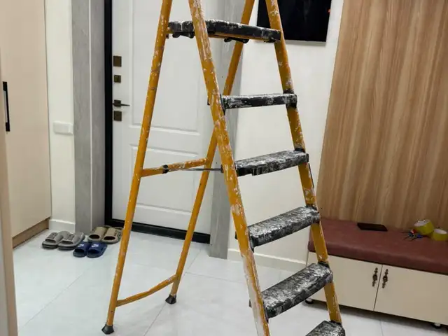 Стремянка, Душанбе