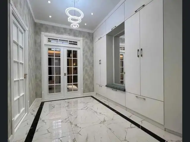 2-комн. квартира, 7 этаж, 108м², Цум, DeFacto, Душанбе