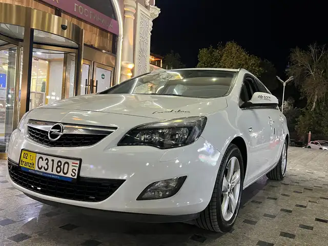 Opel Astra J, 2011, Хуҷанд - 3