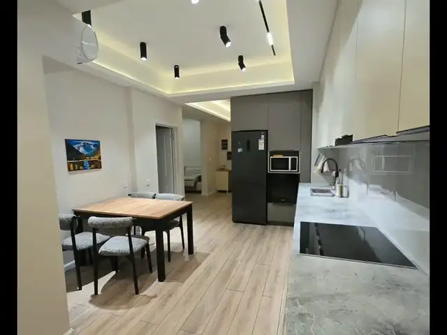 2-комн. квартира, 13 этаж, 47м², Сомони, Душанбе