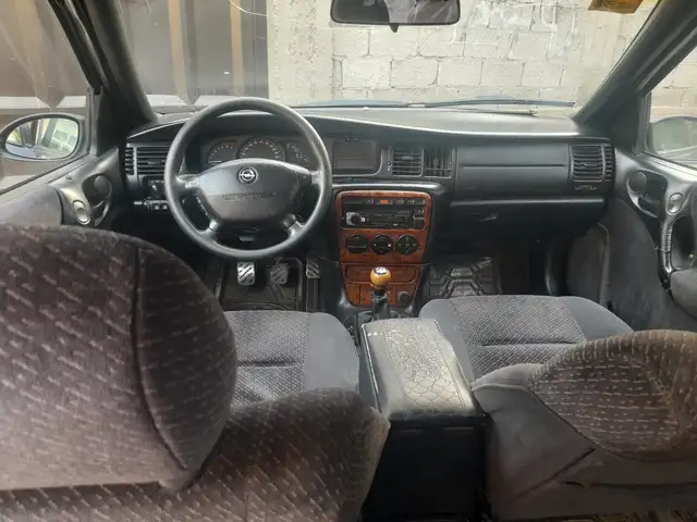 Opel Vectra B