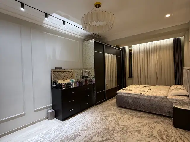 3-комн. квартира, 13 этаж, 111 м², Шохмансур, Душанбе