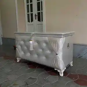 Сундук, Джаббор Расулов