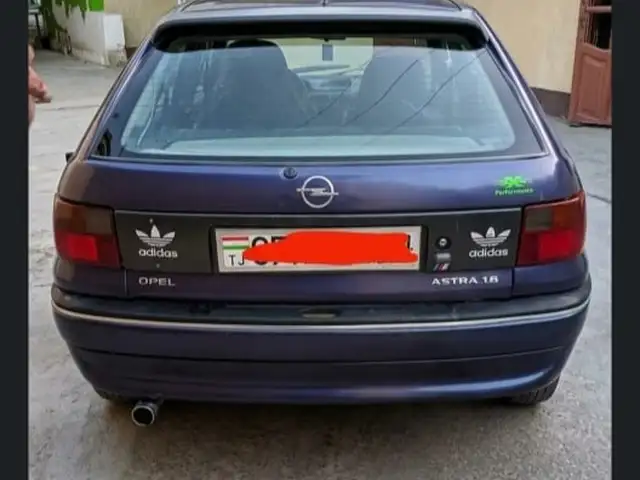 Opel Astra F