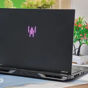 Ноутбук Acer Predator Helios Neo 16s AI/Ultra 9/gtx 5070ti, Душанбе