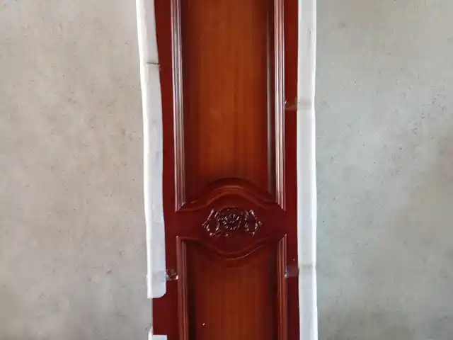 Дверь, Душанбе