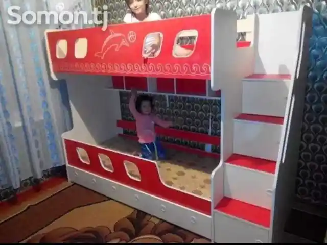 Двухъярусная кровать, Душанбе
