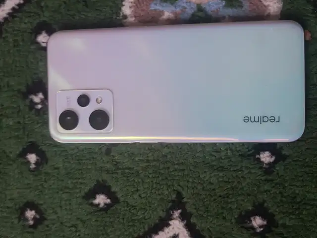 Realmi 9 5G, Шахринав