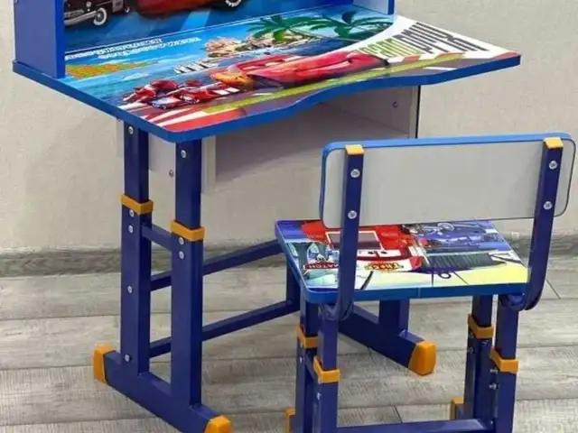 Детская парта и стул, Душанбе