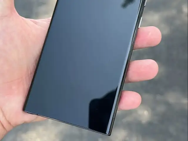 Samsung Galaxy S22 Ultra pro Max, Худжанд