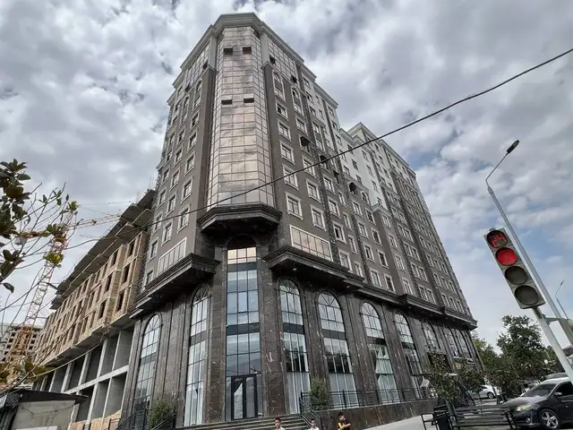 3-комн. квартира, 8 этаж, 108 м², Шохмансур, Душанбе
