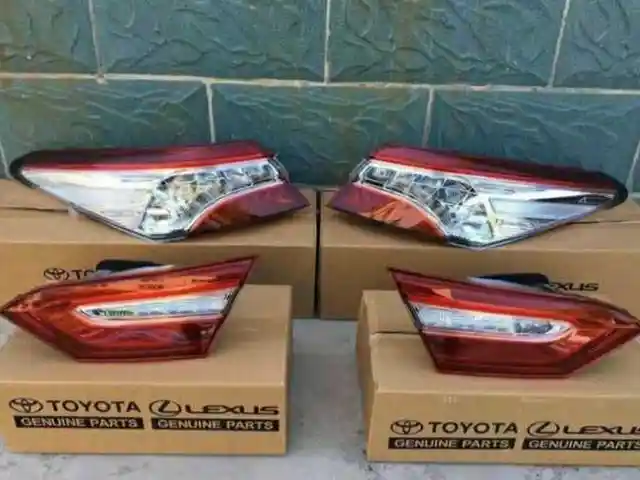 Задние стоп фары на Toyota Camry 6, Душанбе