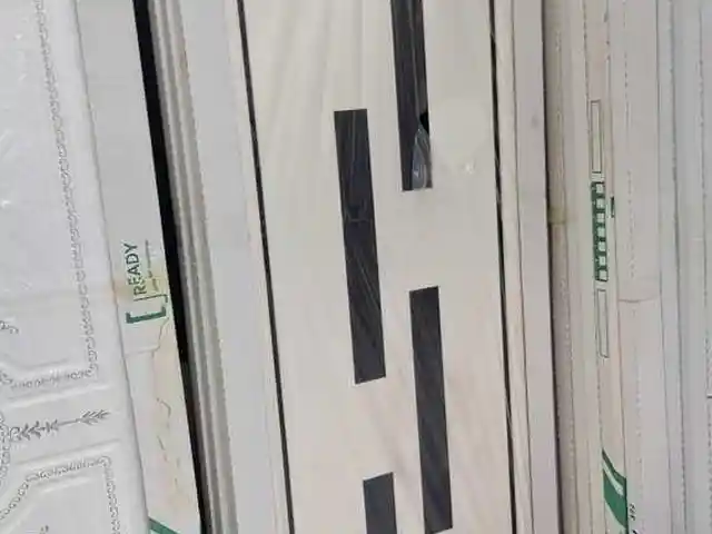 Дверь, Душанбе