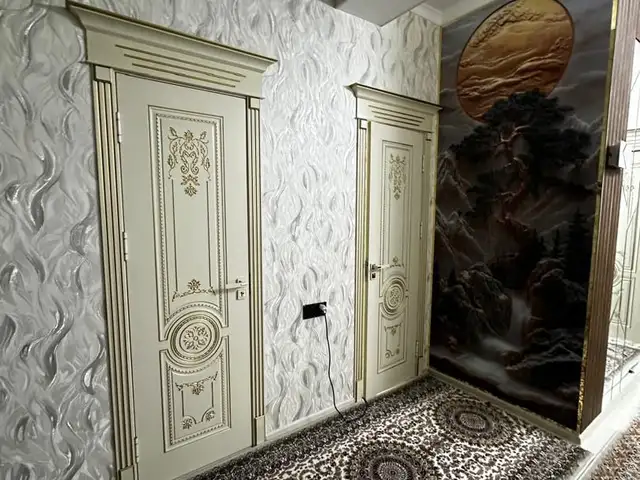 Дверь, Душанбе