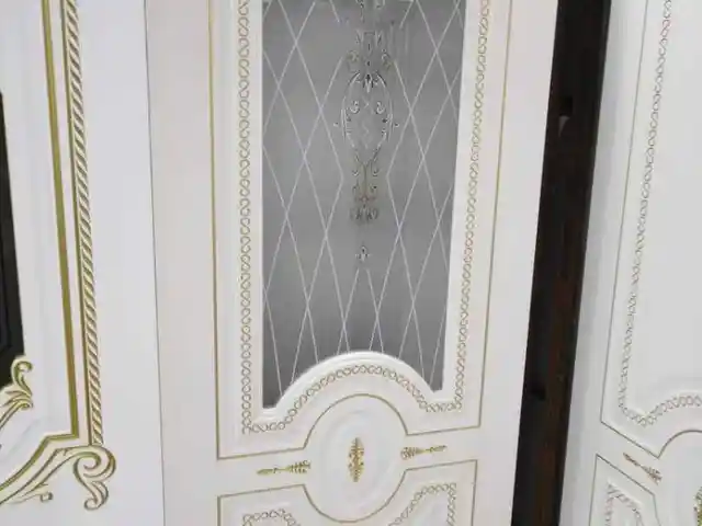 Дверь, Душанбе