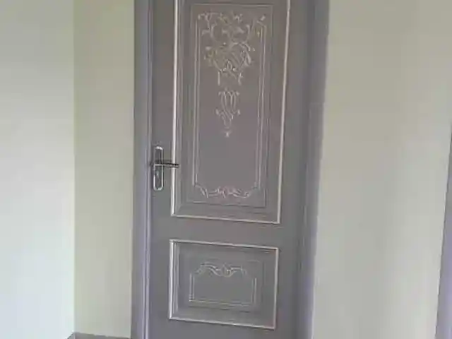 Дверь, Душанбе
