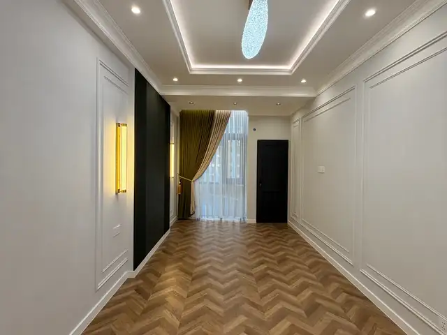 4-комн. квартира, 5 этаж, 136 м², водонасос, Душанбе