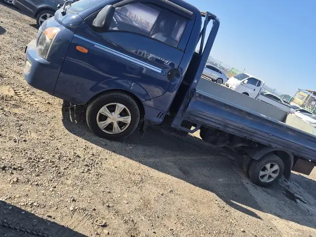 Бортовой автомобиль Hyundai Porter, 2016, Худжанд