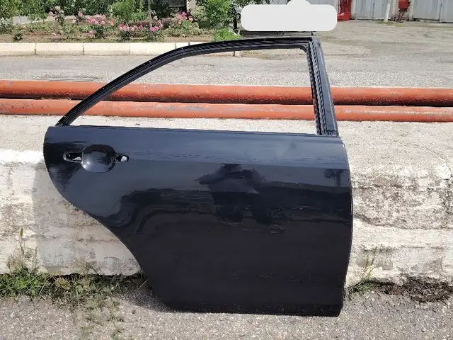Правый задний дверь Toyota Camry 40, Душанбе