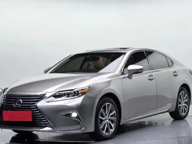 Lexus ES series