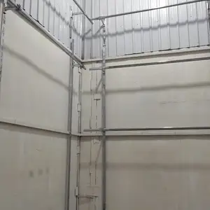 Торговая точка на рынке Корвон, Душанбе