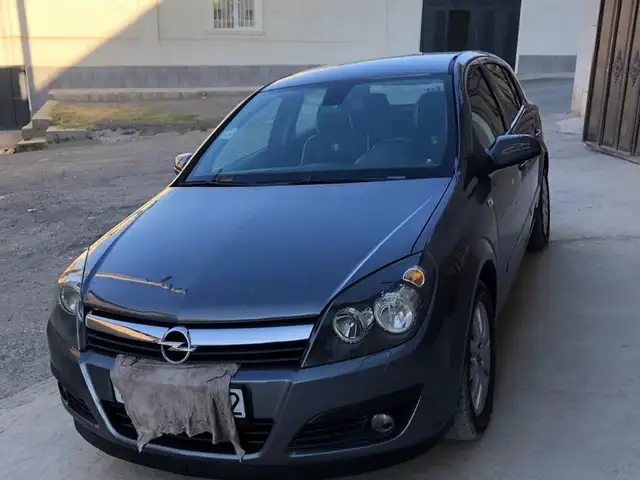 Opel Astra H