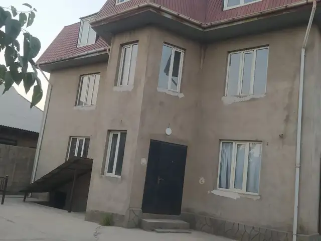 3 этажн. 10-комн. дом, 8 соток, Рудаки Истиклол 4, Душанбе