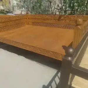 Тапчан, Душанбе