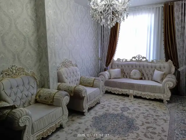 Диван с креслами, Душанбе