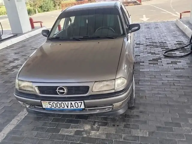Opel Astra F