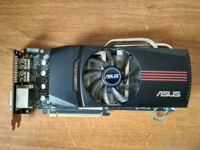 Видеокарта Asus HD 6870, Душанбе