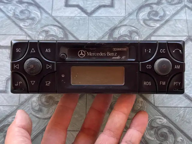 Магнитофон на Mercedes-Benz W202, Худжанд