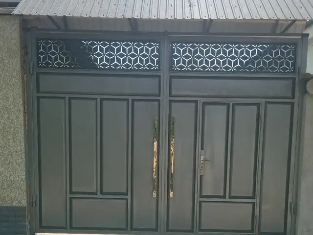 Дарвоза, Душанбе