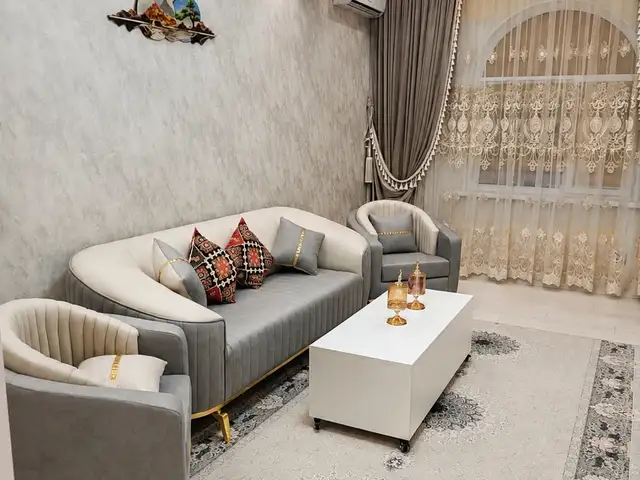 Тройка для гостиной, Хуҷанд
