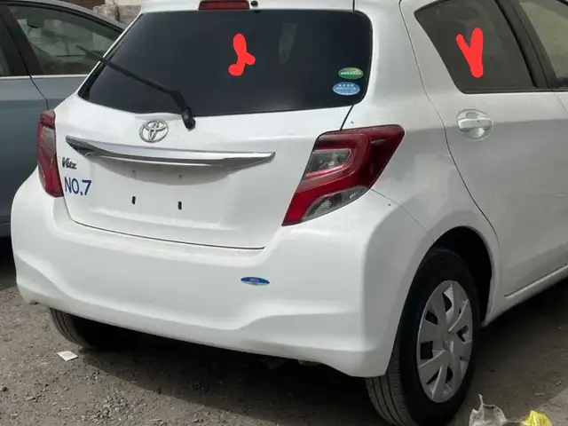 Нетонированние стекла для Toyota Vitz 2011-16, Душанбе