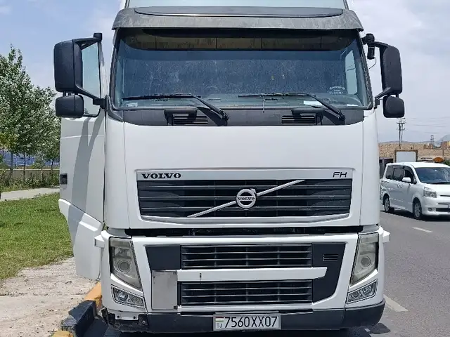 Седельный тягач Volvo FH, 2012, Душанбе