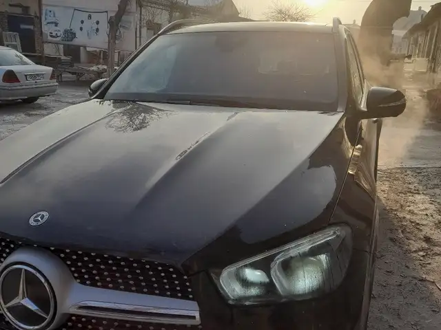 Лобовое стекло от Mercedes-Benz GLS, Худжанд