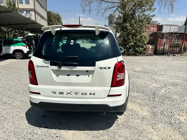 Ssang Yong Rexton