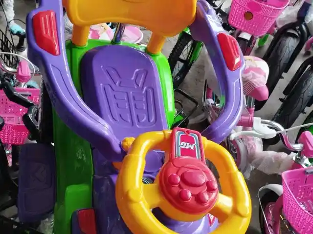 Детская машинка, Душанбе