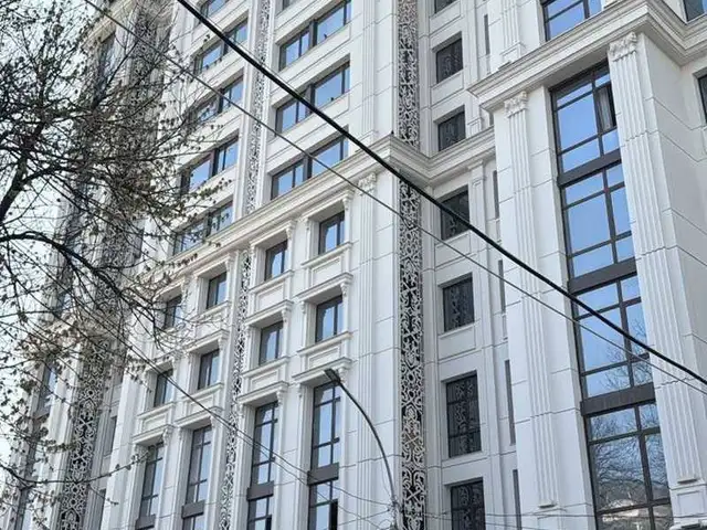 4-комн. квартира, 15 этаж, 144 м², Шохмансур, Душанбе