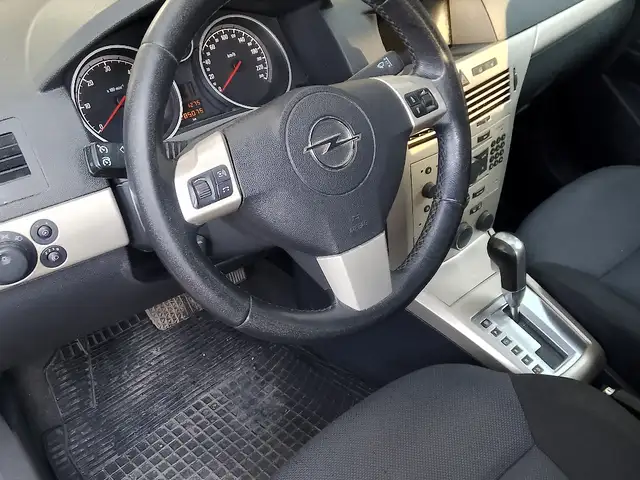 Opel Astra H