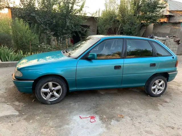 Opel Astra F