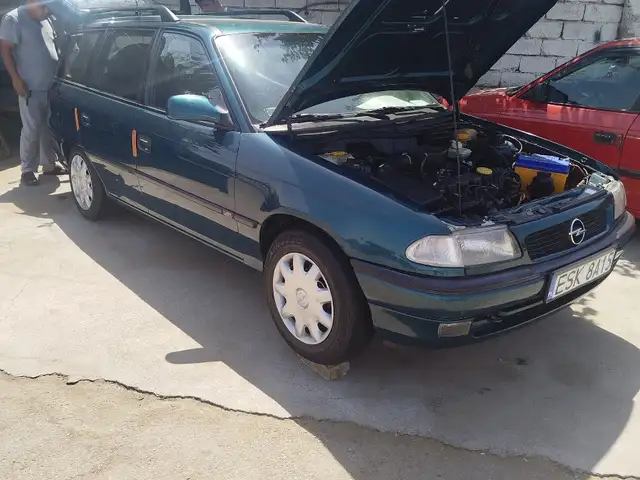 Opel Astra F