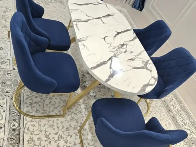 Стол и стулья, Душанбе