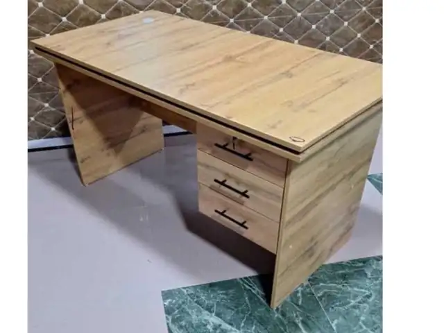 Стол, Душанбе