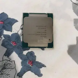 Процессор серверная intel Xeon e5 2670v3 12 ядер 24 потока, Исфара