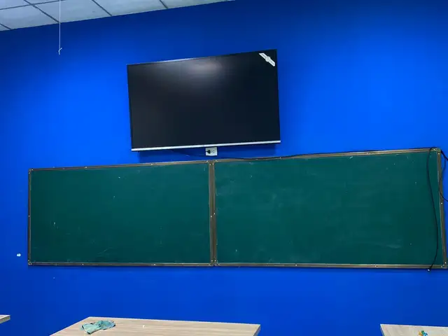 Доска, Душанбе