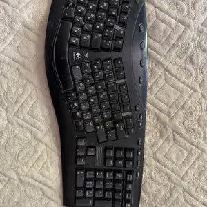Клавиатура Logitech Cordless Desktop Pro, Душанбе