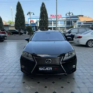 Lexus ES series